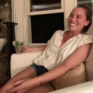 Meet your Posher, Madeleine